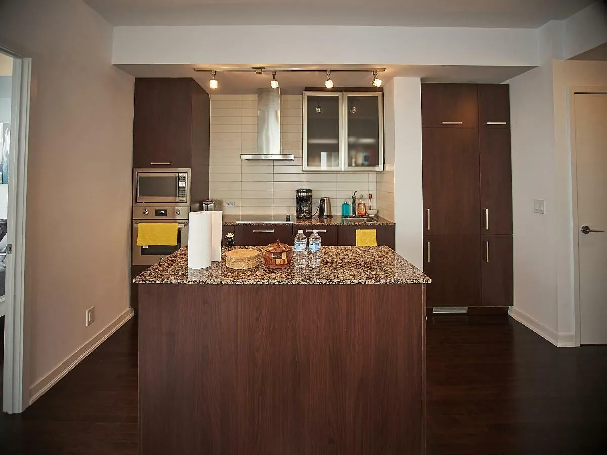 Ice Condo Suites 토론토