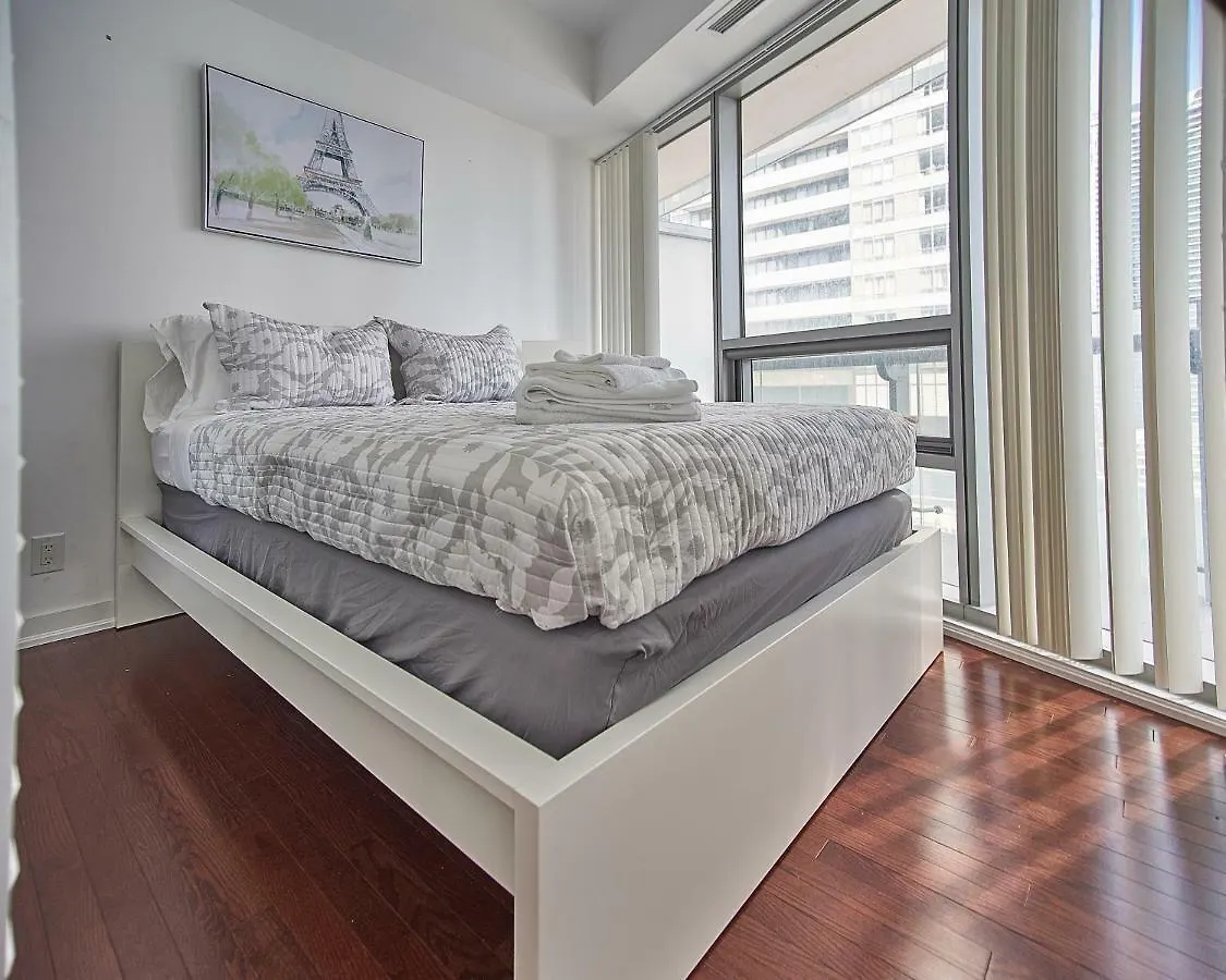 아파트 Ice Condo Suites 토론토